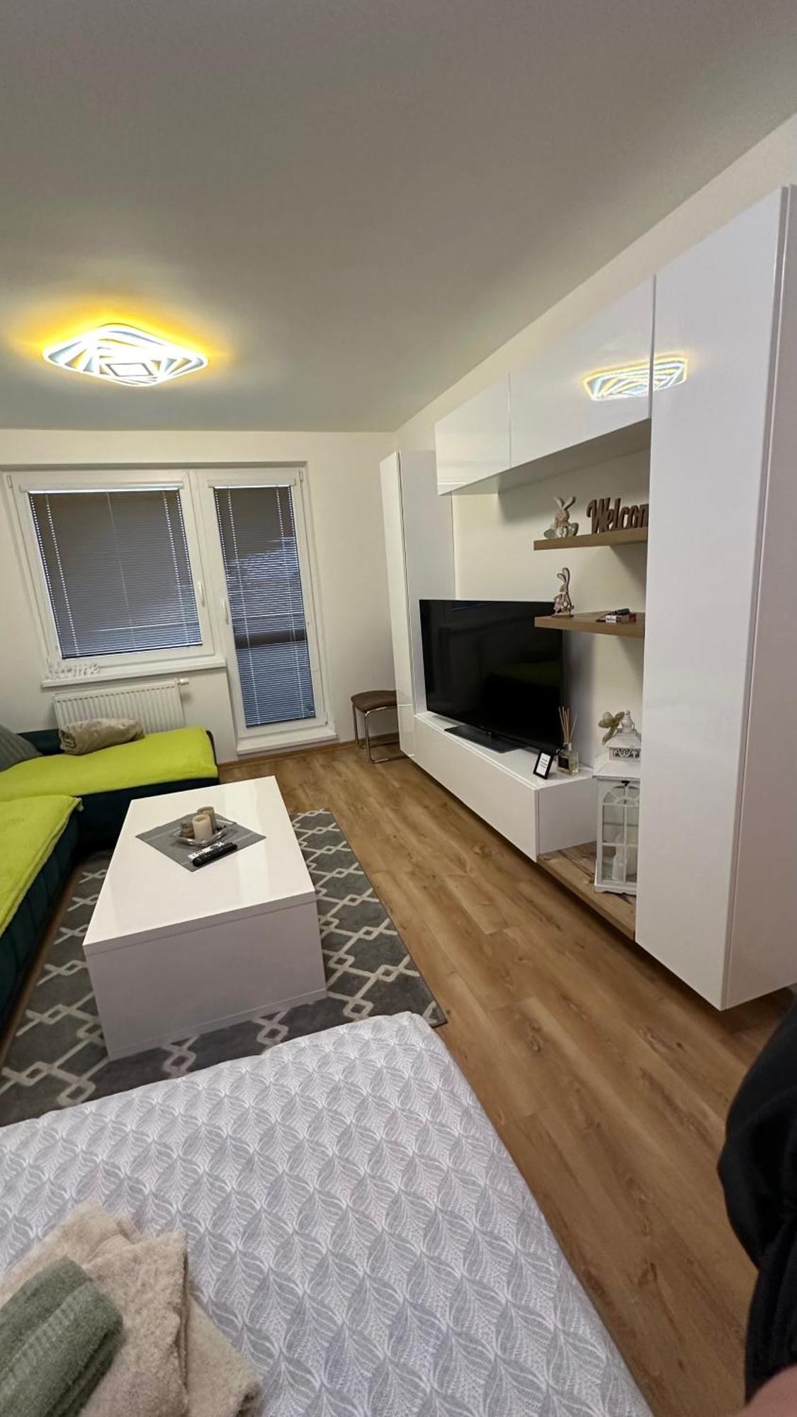 Apartman City Park Stranany Michalovce Ngoại thất bức ảnh